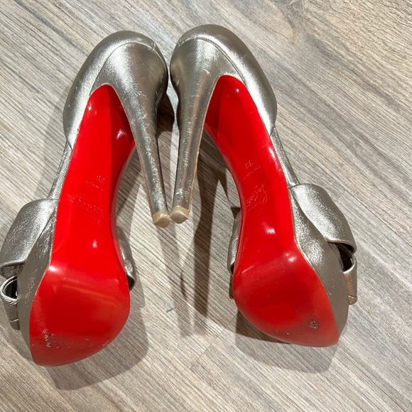 Christian Louboutin Designer Metallic Leather Pumps, 38, excellent condition - Picture 3 of 5